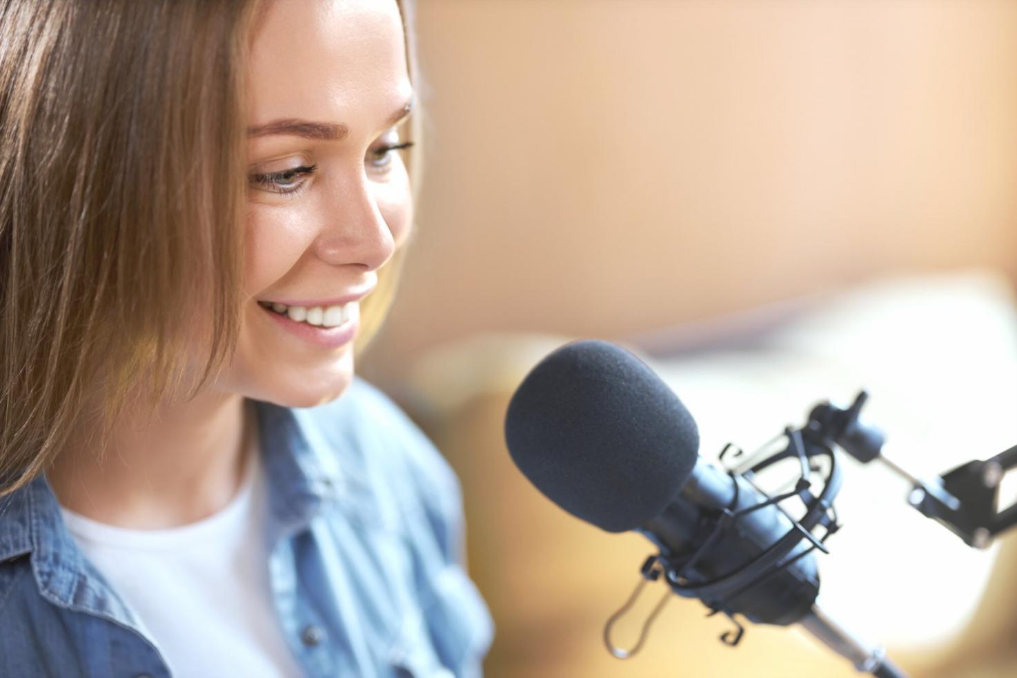 Praca nad treściami medialnymi — studio i sprzęt